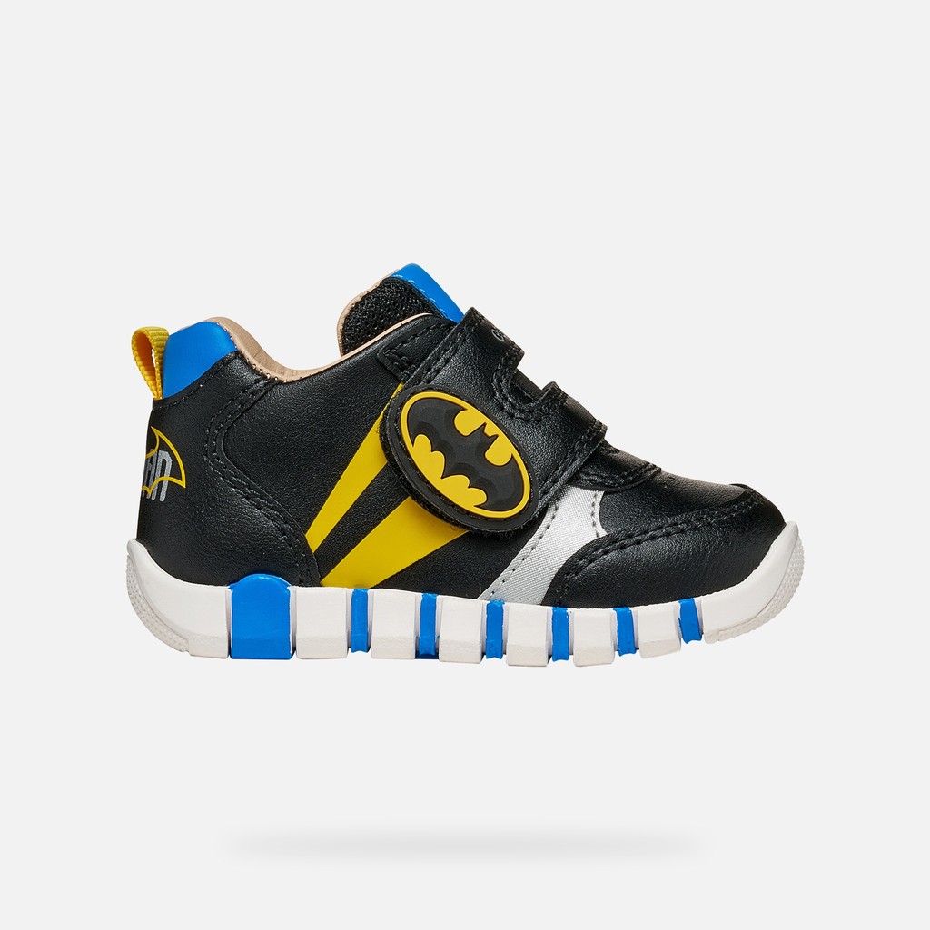 Chaussures premiers pas Batman IUPIDOO B&Eacute;B&Eacute; GAR&Ccedil;ON Noir/Jaune - image number 1 | GEOX