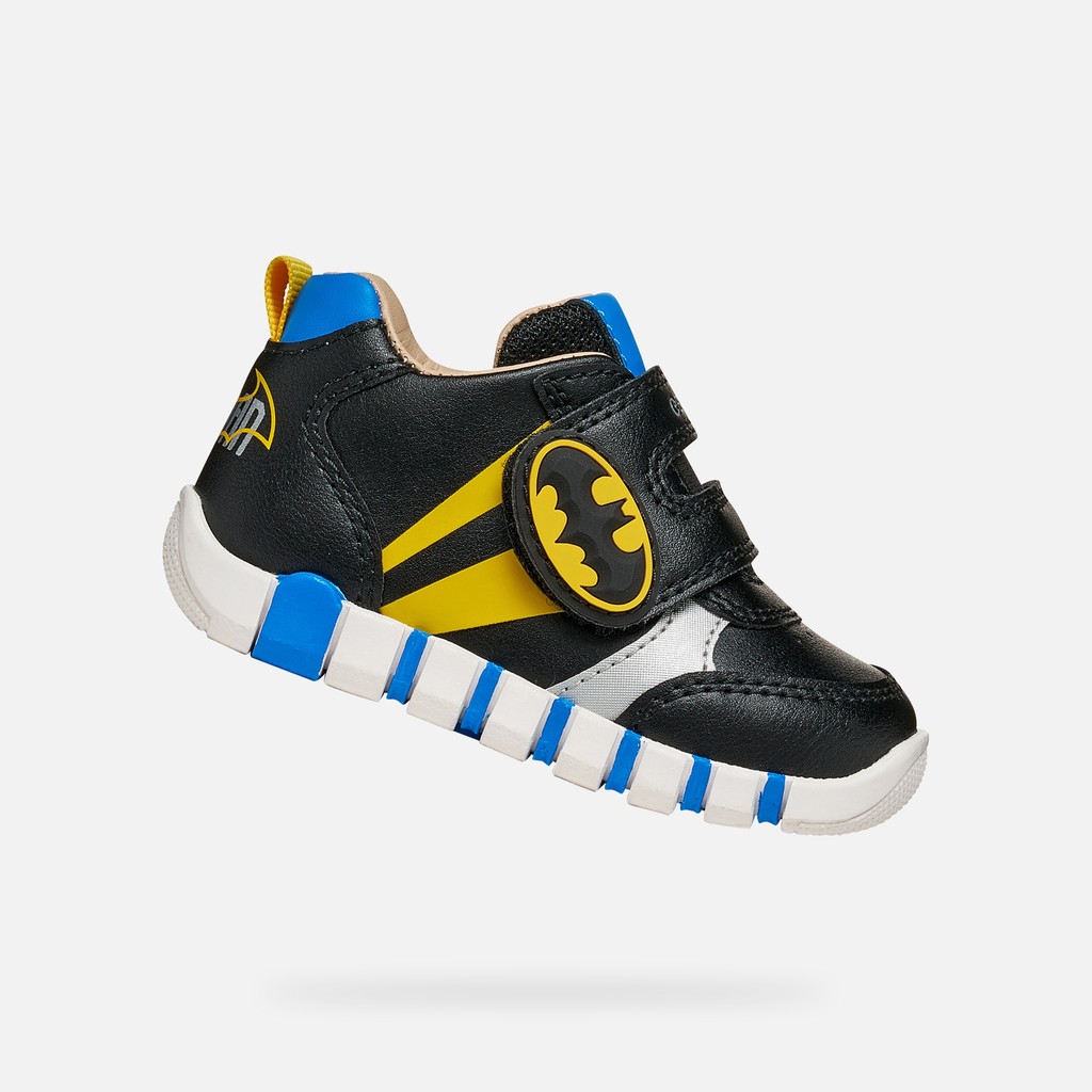 Chaussures premiers pas Batman IUPIDOO B&Eacute;B&Eacute; GAR&Ccedil;ON Noir/Jaune - image number 0 | GEOX