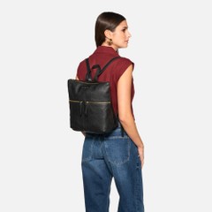 irenie woman — black 8
