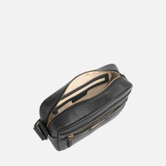 blandine woman — black 5
