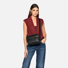 blandine woman — black 7