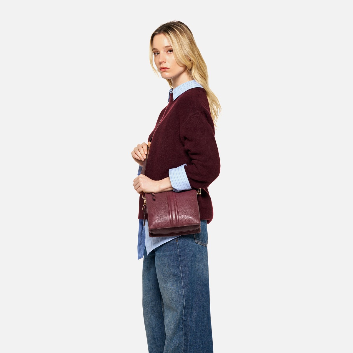 clarissy woman — bordeaux