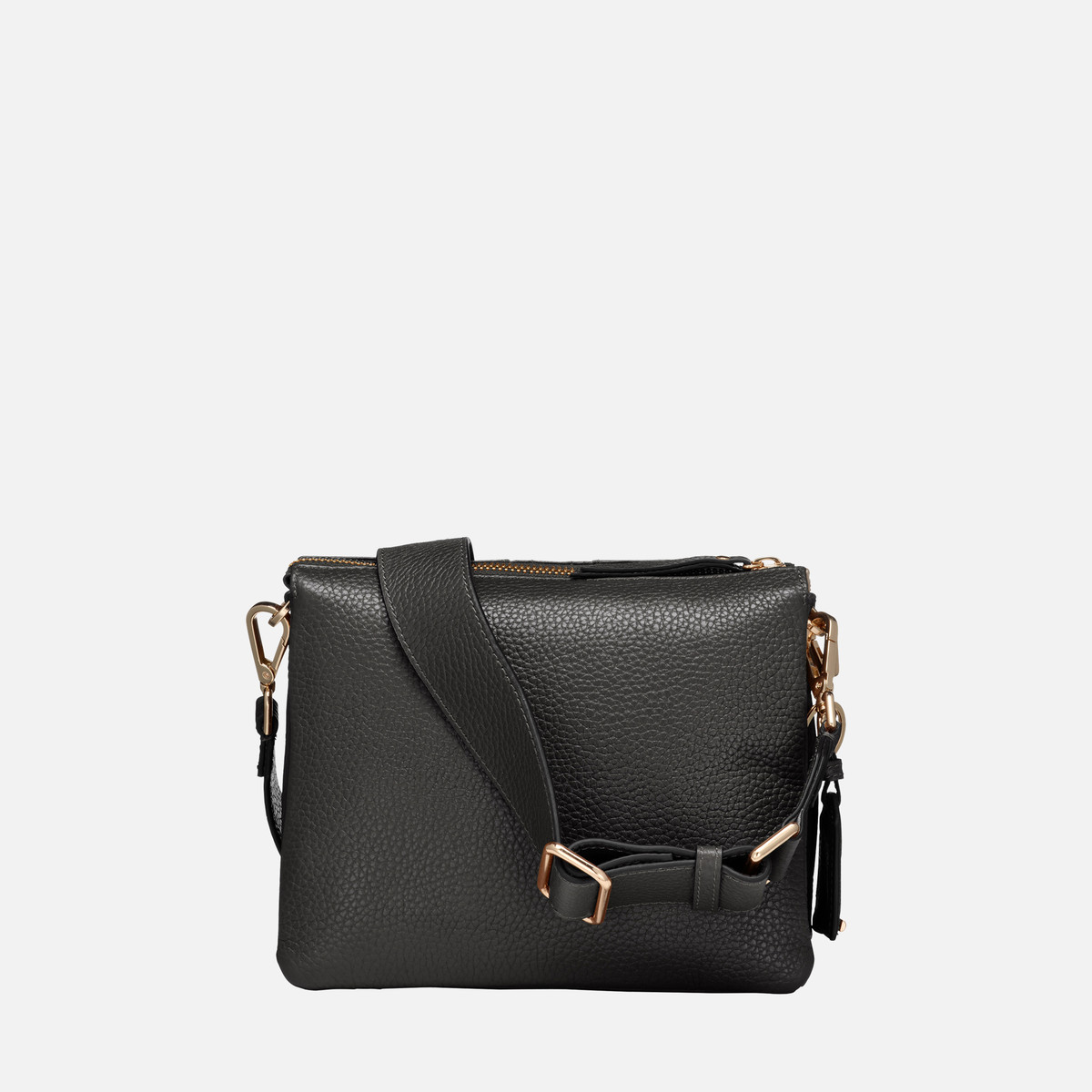 clarissy woman — black