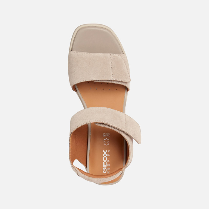 Geox® SPHERICA modèle EC6: Sandales Compensées Or Femme