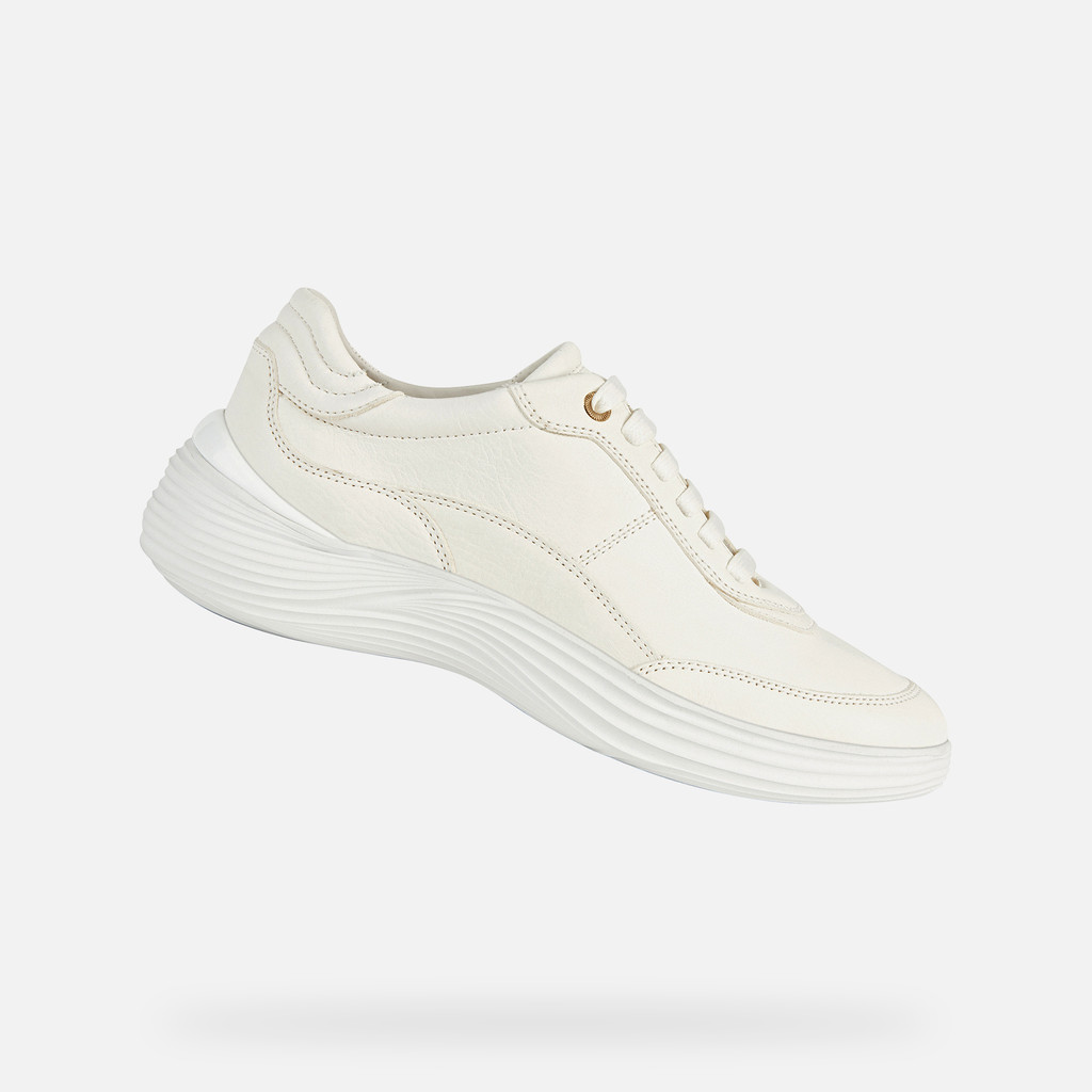 Geox® FLUCTIS: Women's White Low Top Sneakers