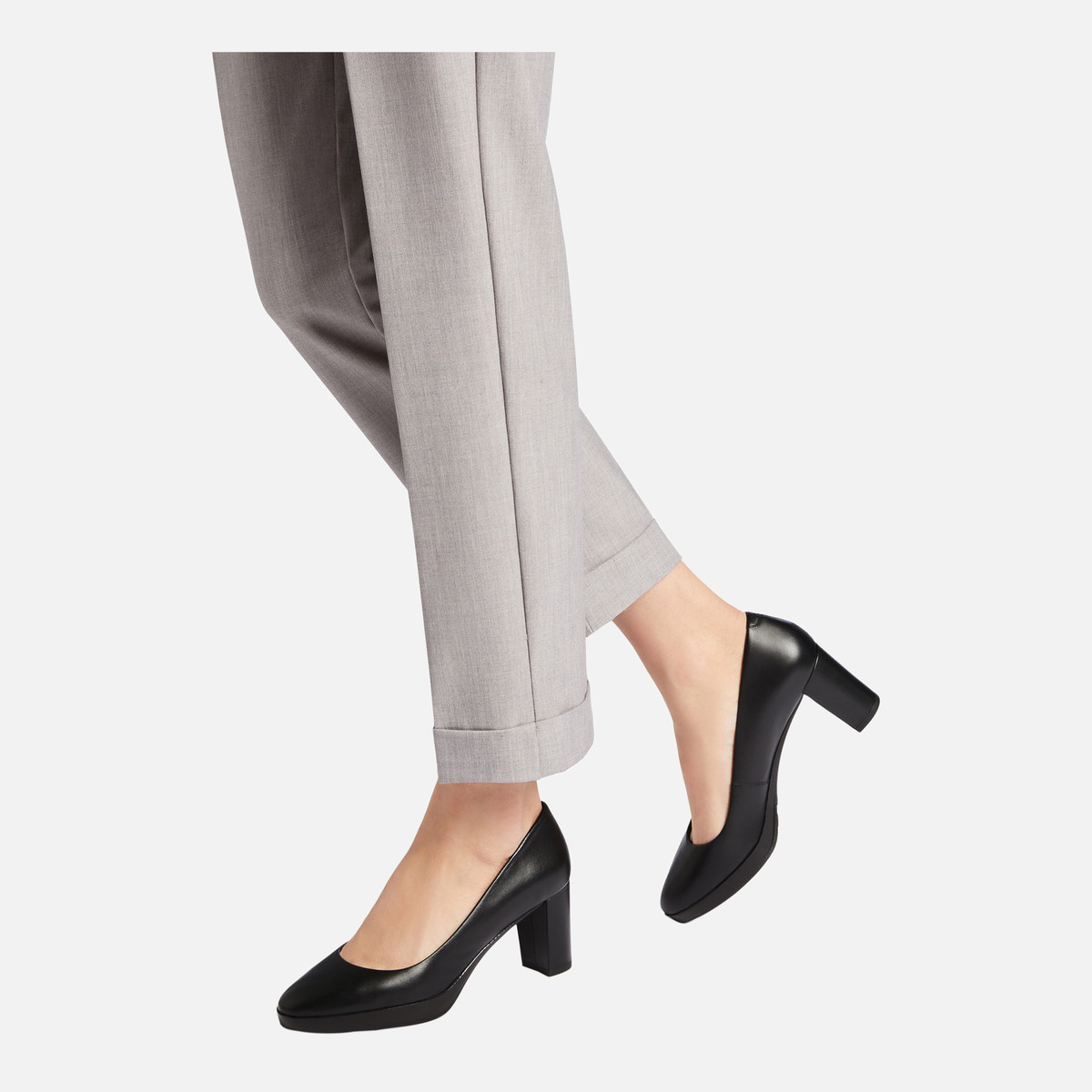 walk pleasure 60 woman — black