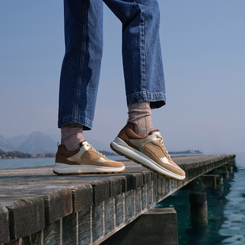 Waterproof trainers SPHERICA 4X4 ABX WOMAN Dark sand/Light gold - image number 9 | GEOX