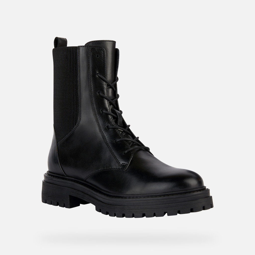 Female on sale black boots