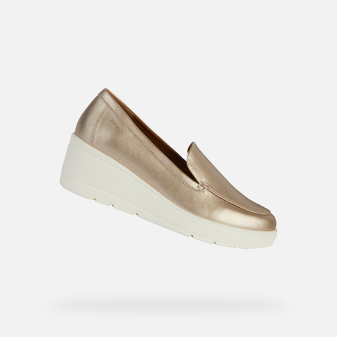 新品未使用　GOLDWIN　ALBIREO GL31850P 　レディースL Geox® ILDE: Women's gold Wedge Loafers | Geox®