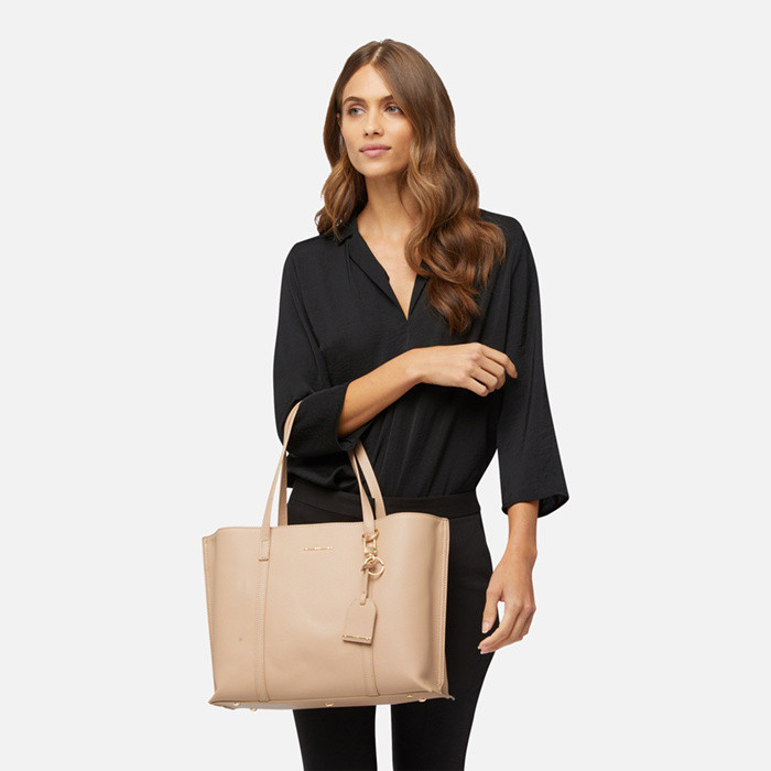 Womens Bags and Backpacks: Casual and Shoulder bags | Geox