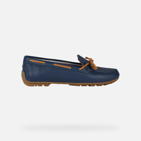 Geox® KOSMOPOLIS + GRIP: Women's navy Boat Loafers | Geox®