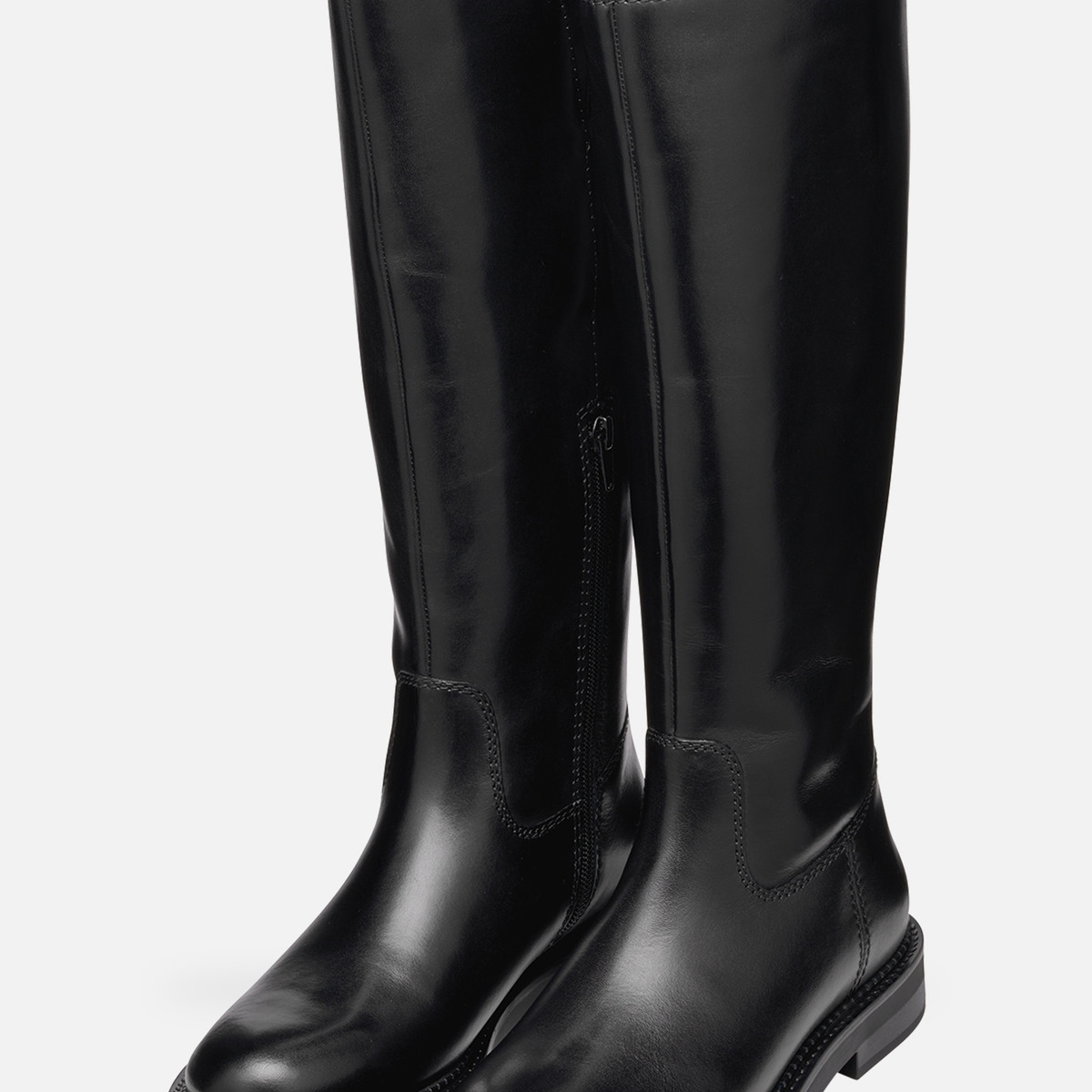 serilda woman — black