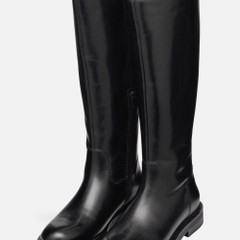 serilda woman — black 10