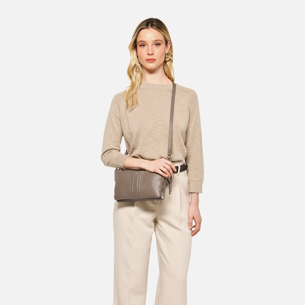 claree woman — dove_grey