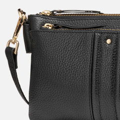 claree woman — black 6