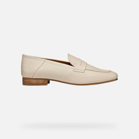 leather loafers MANTINEA WOMAN Papyrus - image number 1 | GEOX