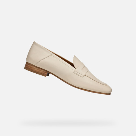 leather loafers MANTINEA WOMAN Papyrus - image number 0 | GEOX