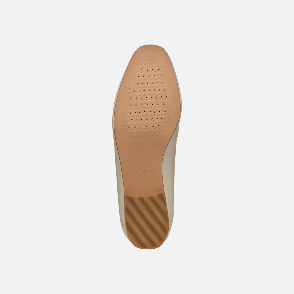 leather loafers MANTINEA WOMAN Papyrus - image number 7 | GEOX