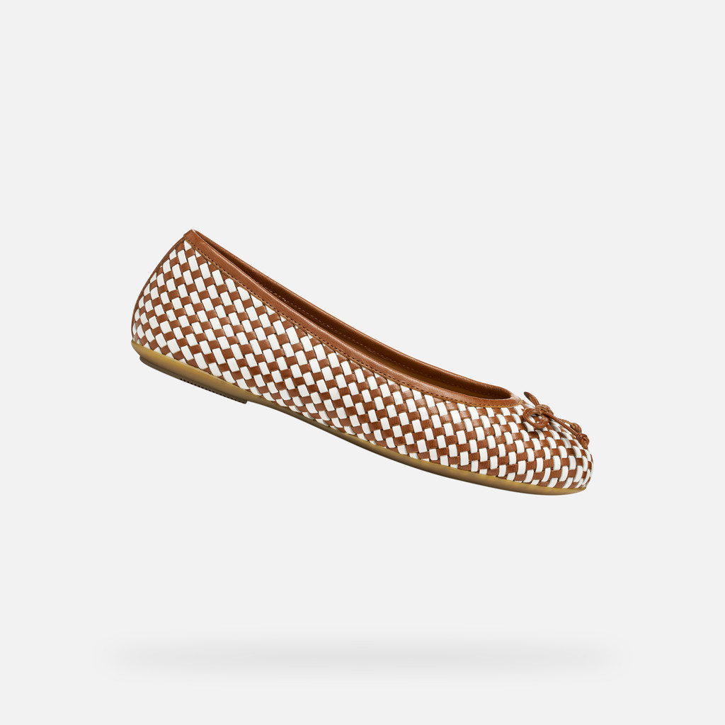 Leather ballerina flats PALMARIA WOMAN Camel/Papyrus - image number 0 | GEOX