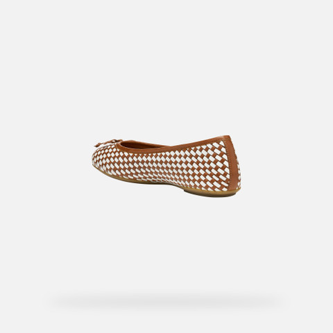 Leather ballerina flats PALMARIA WOMAN Camel/Papyrus - image number 3 | GEOX