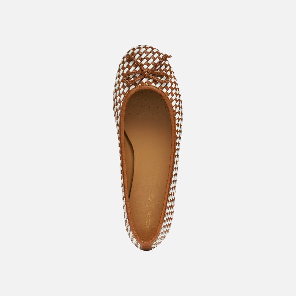 Leather ballerina flats PALMARIA WOMAN Camel/Papyrus - image number 5 | GEOX