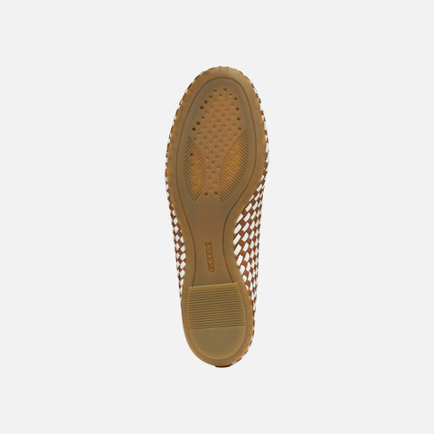 Leather ballerina flats PALMARIA WOMAN Camel/Papyrus - image number 6 | GEOX