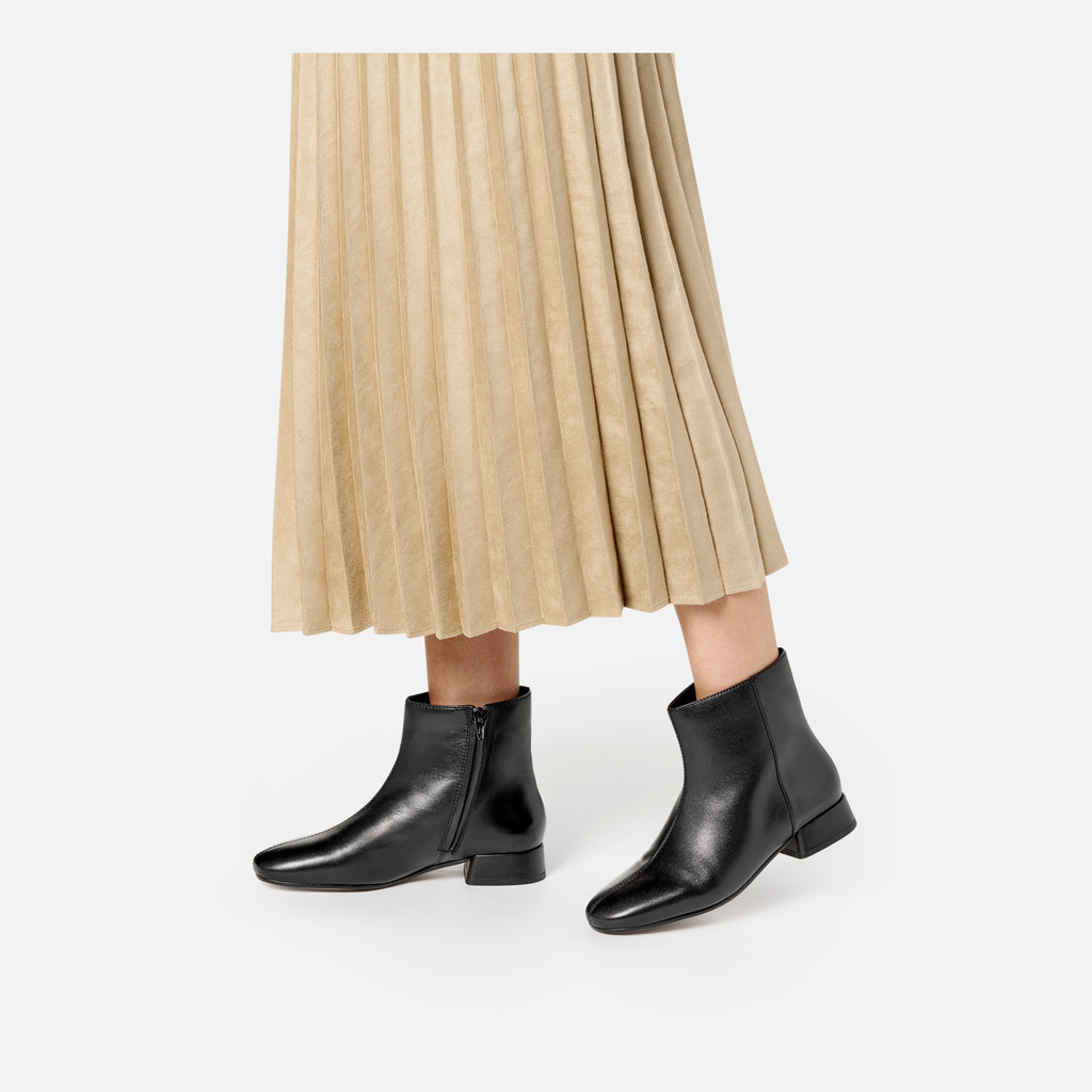 Botas de tornozelo salto baixo DHYALMA MULHER Preto - image number 1 | GEOX