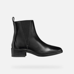 camexia woman — black 3