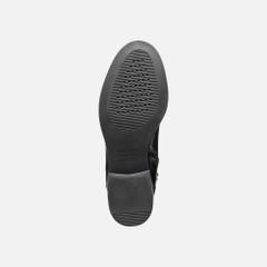 camexia woman — black 8