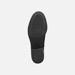 camexia woman — black 8