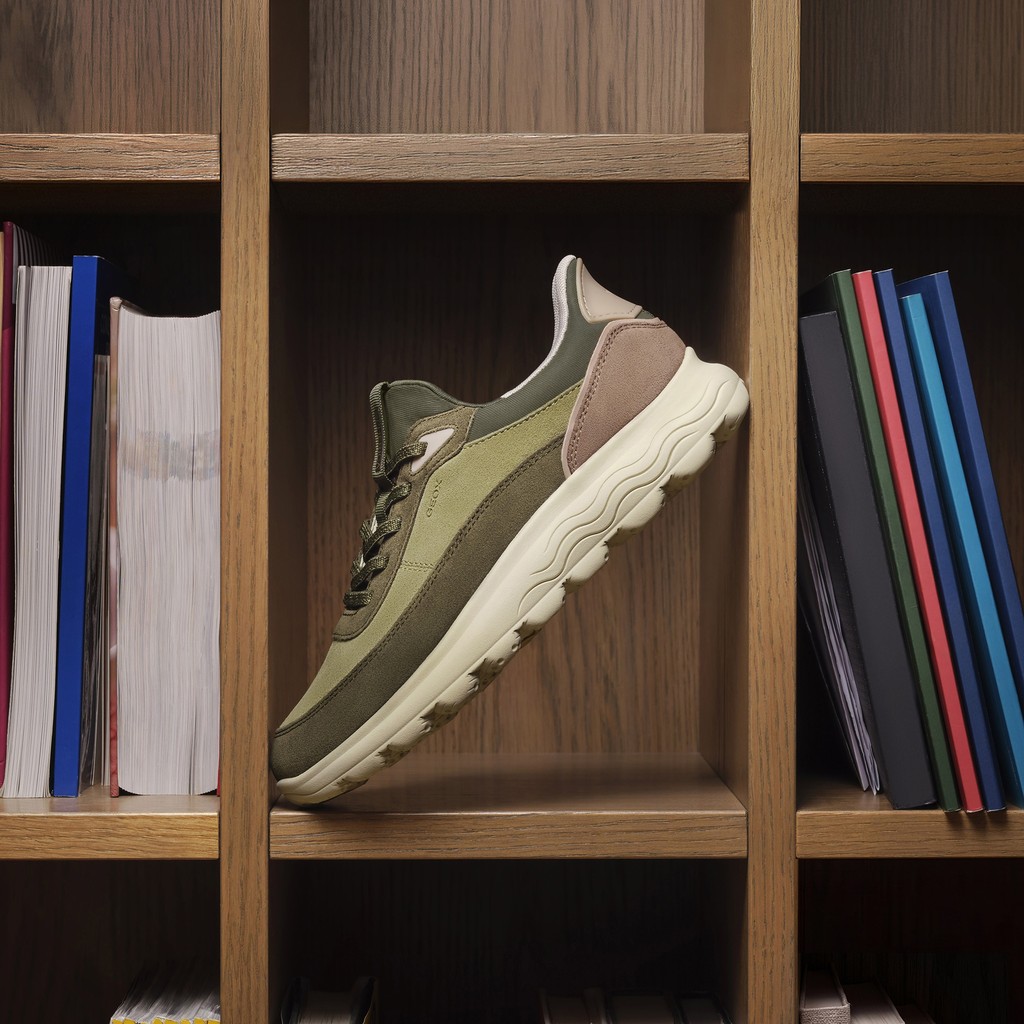 Baskets slip in SPHERICA PLUS FEMME Vert sauge/Vert militaire - image number 1 | GEOX