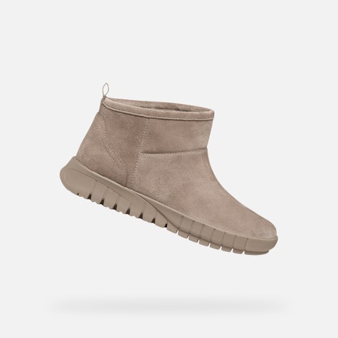 Suede ankle boots FLEXTRIDE WOMAN Taupe - image number 0 | GEOX