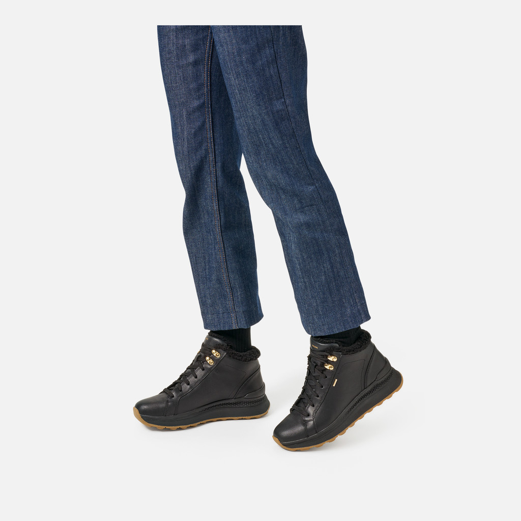 Fur-trimmed ankle boots SPHERICA ACTIF X2 ABX WOMAN Black - image number 2 | GEOX