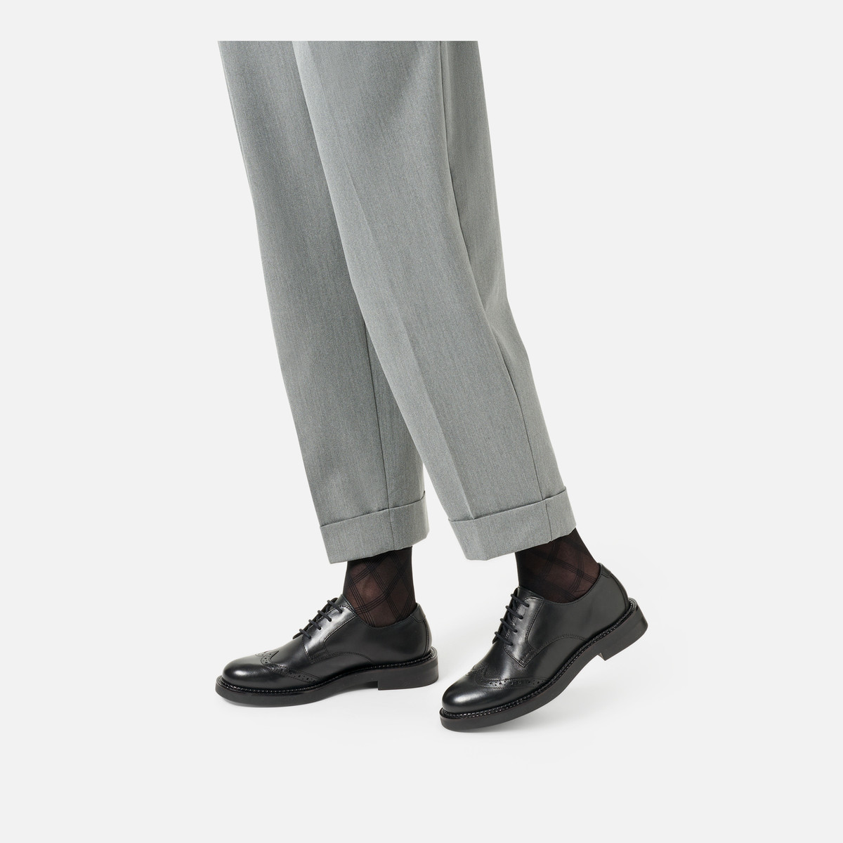 serilda woman — black