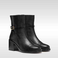 sobima woman — black 9