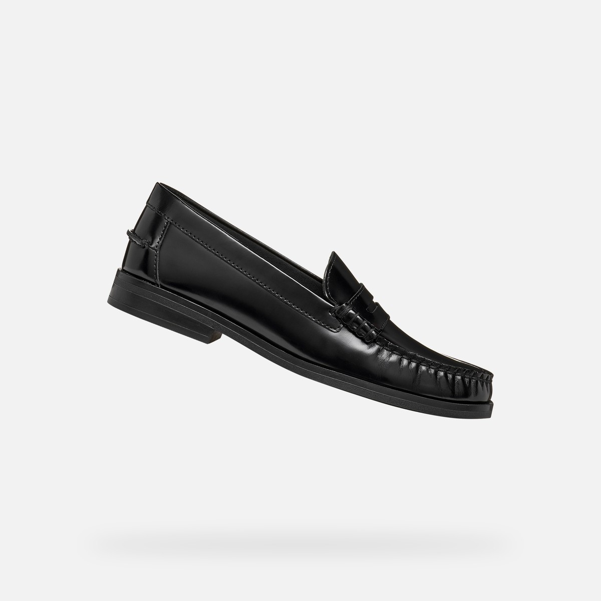 noemen woman — black