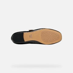 azlea woman — black 8