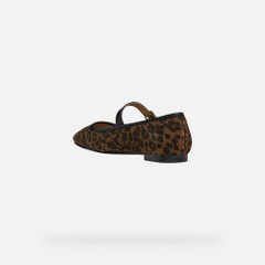 azlea woman — cognac 6