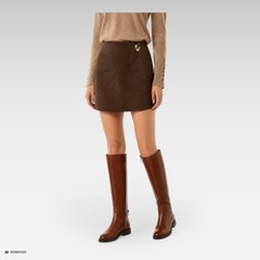 esmeena woman — brown 1