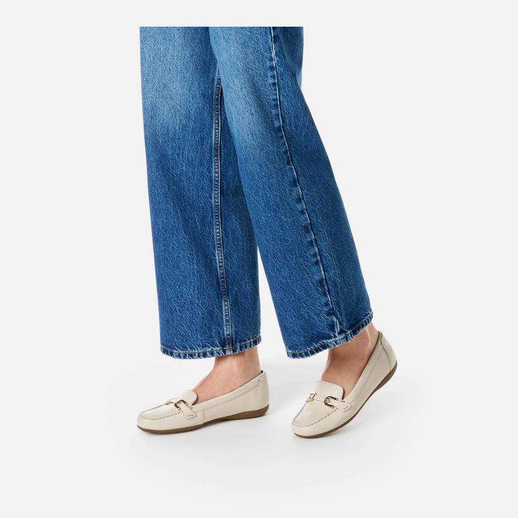 Leather loafers ANNYTAH MOC WOMAN Papyrus - image number 1 | GEOX