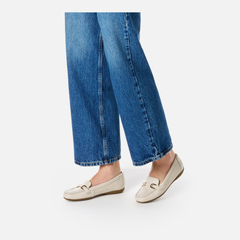 Leather loafers ANNYTAH MOC WOMAN Papyrus - image number 1 | GEOX