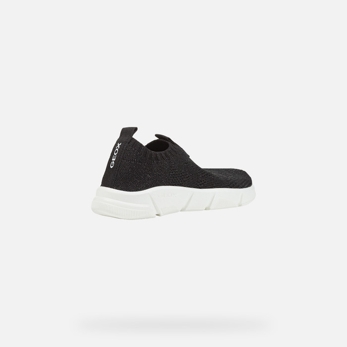 Geox® ARIL: Junior Black Laceless Sneakers | Geox ®