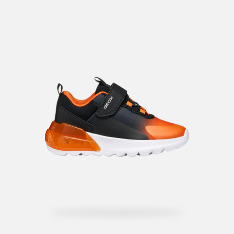 Shoes with lights ACTIVART ILLUMINUS BOY Black/Orange - image number 1 | GEOX