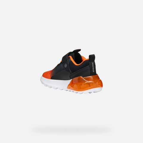 Shoes with lights ACTIVART ILLUMINUS BOY Black/Orange - image number 3 | GEOX