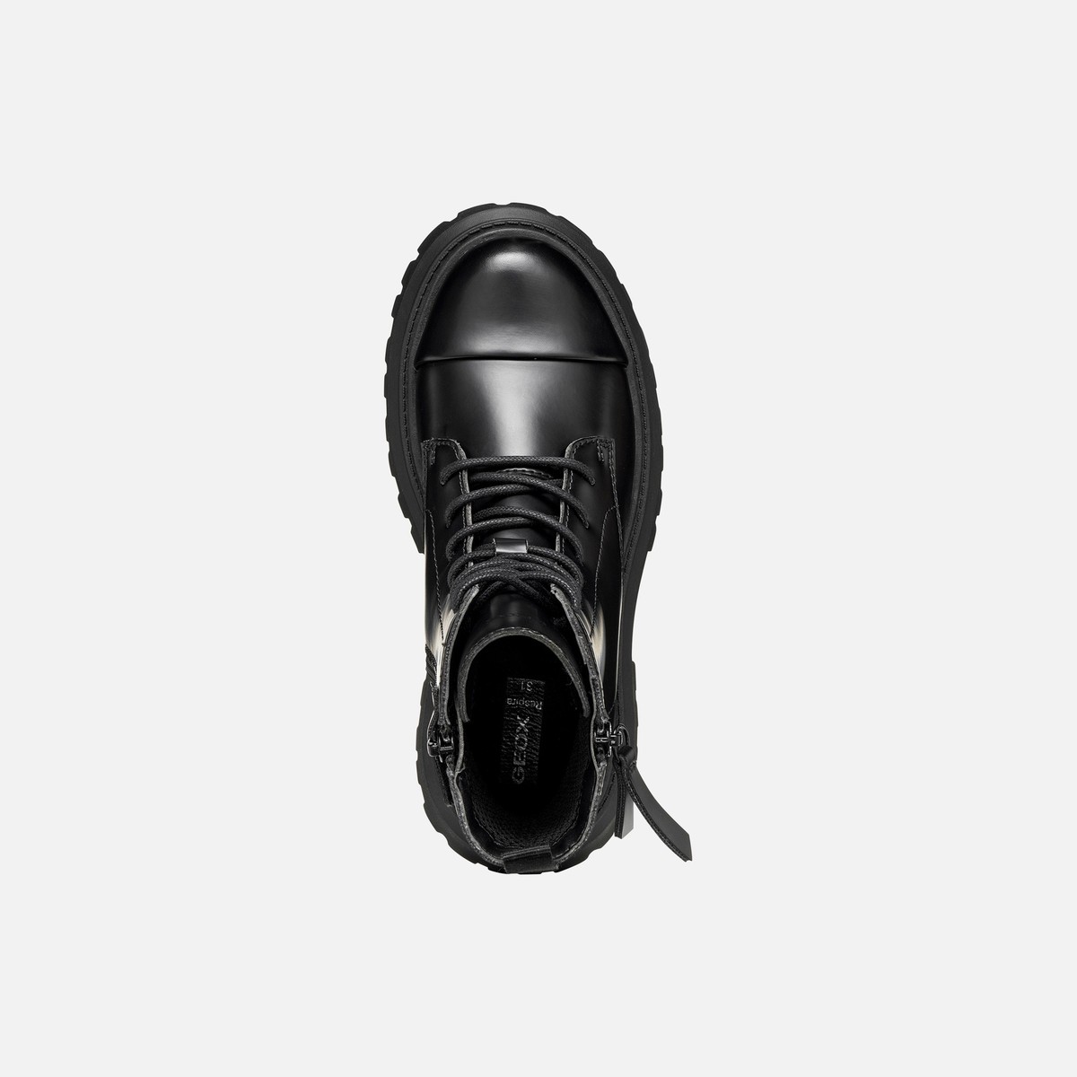 maquinnens girl — black
