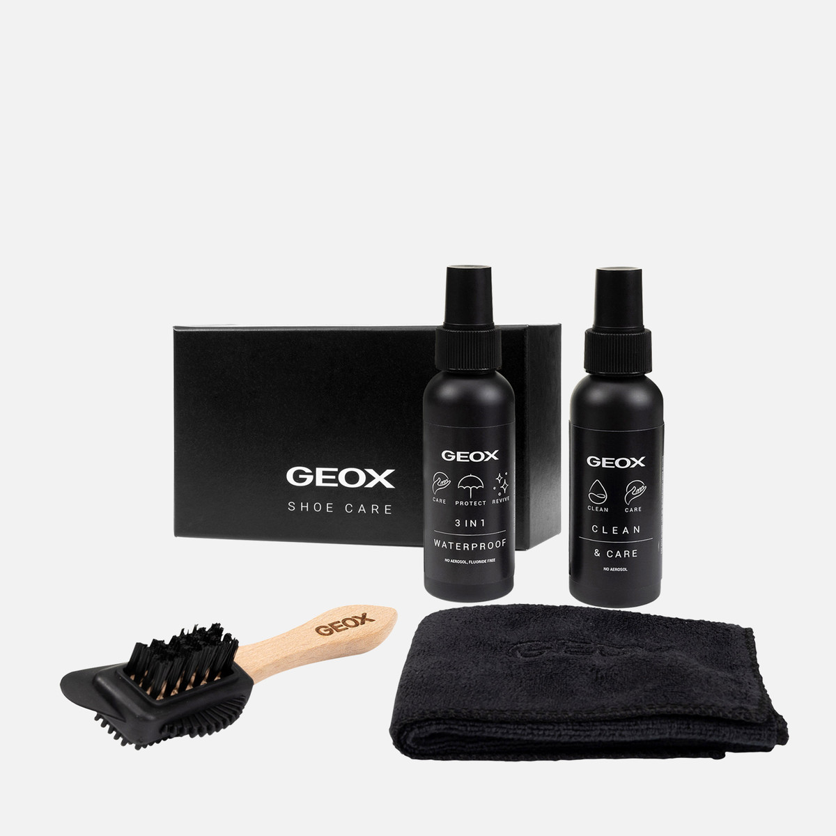 complete shoe care kit — neutral