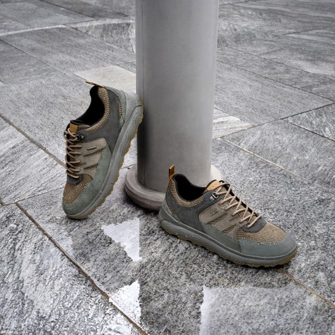 Wasserfeste Sneakers SPHERICA 4X4 ABX HERR Hellgrau/Hellbeige - image number 1 | GEOX