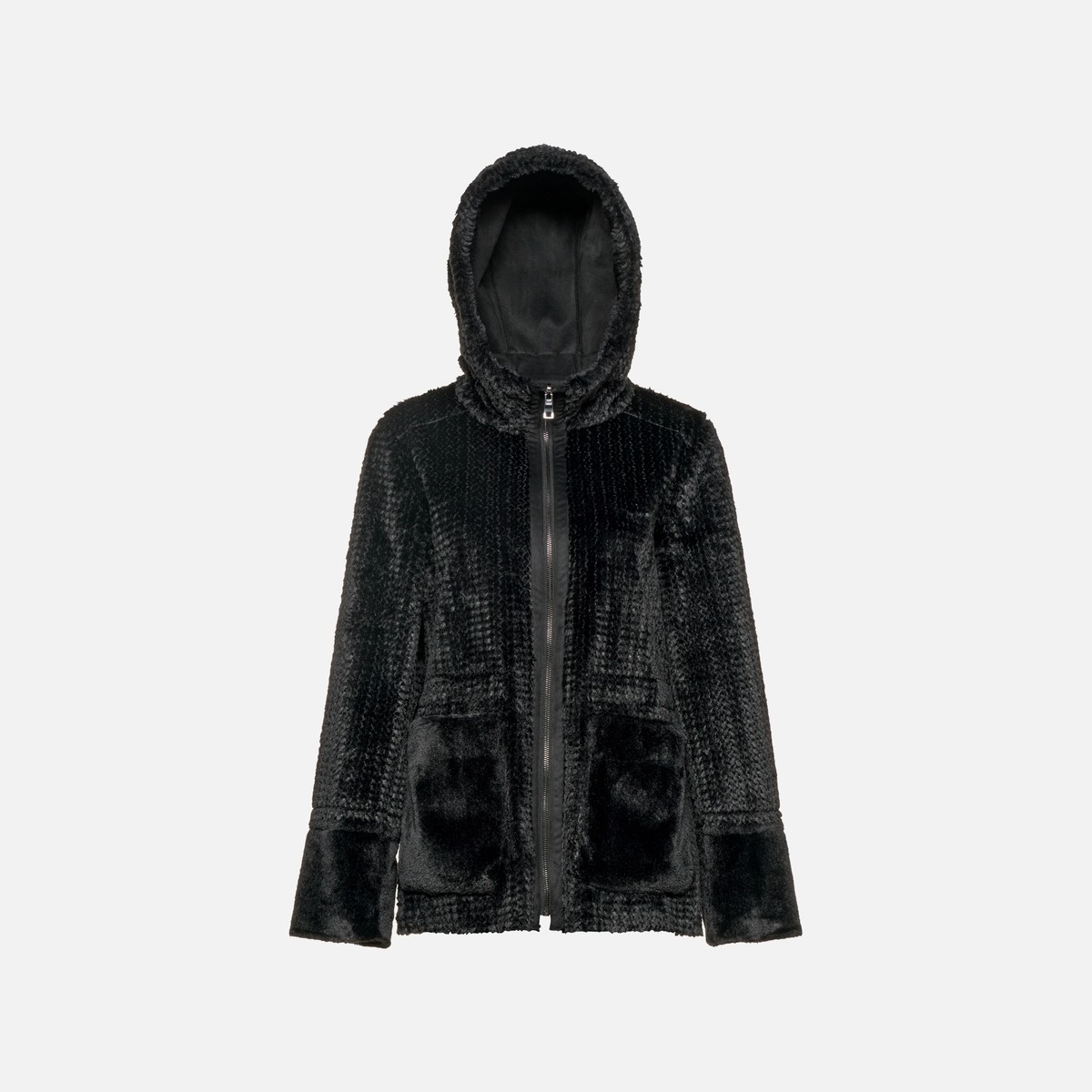 kency woman — black