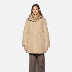 annytah woman — nougat 3